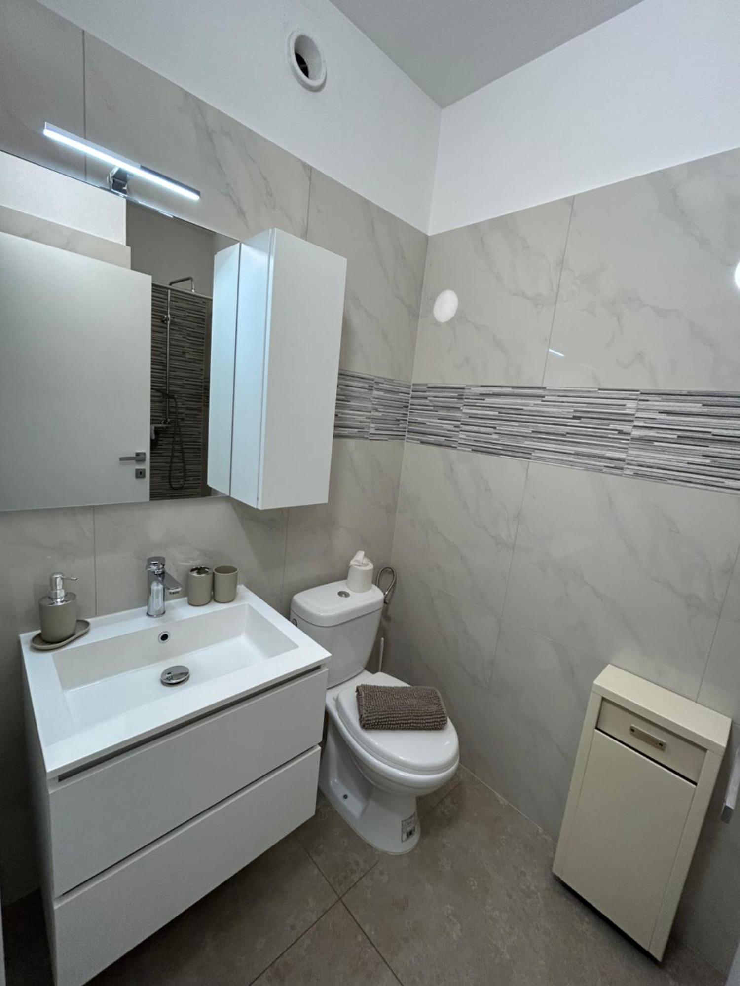 *Veranda'S Rooms* - Free Parking In Central Lugano Exterior foto