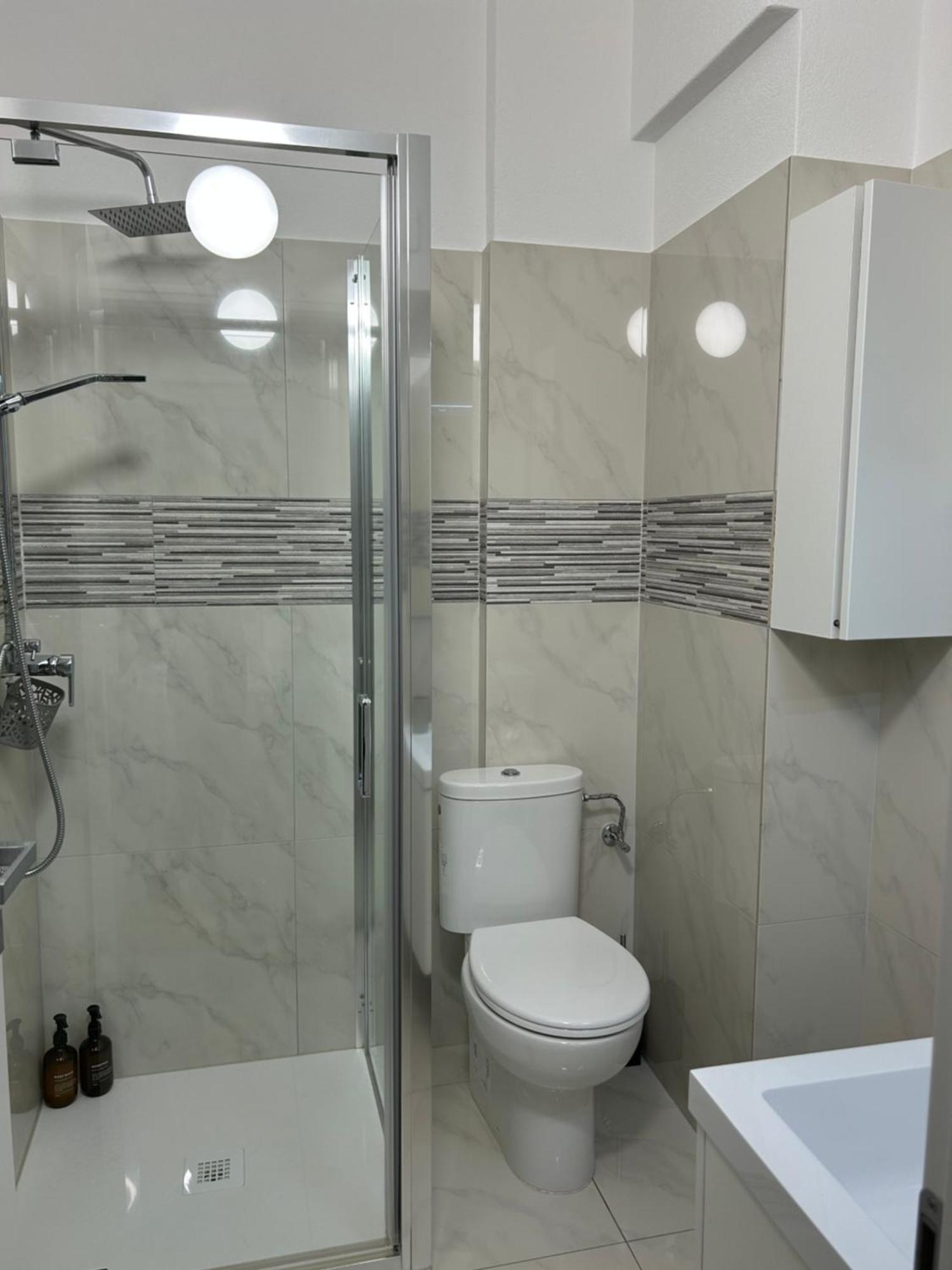 *Veranda'S Rooms* - Free Parking In Central Lugano Exterior foto